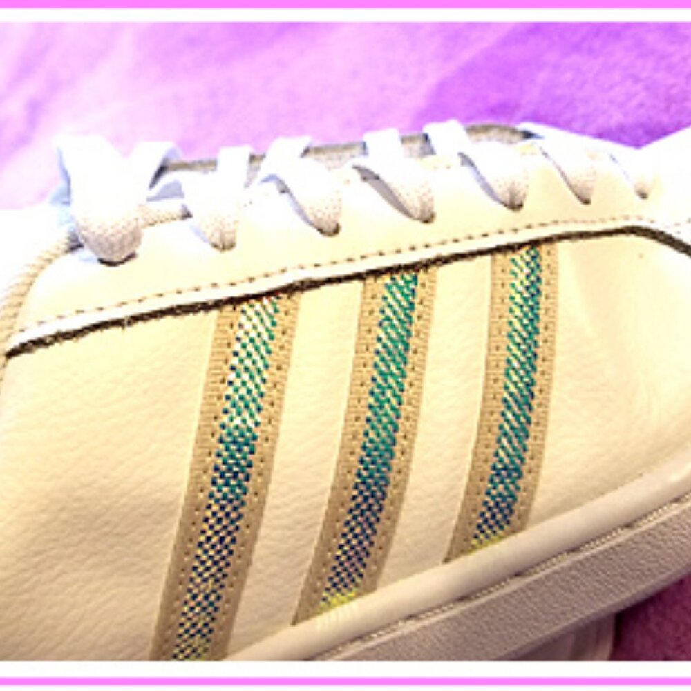 New Women's Adidas Sneakers/Tennis Shoes/Athletic Shoes, Stripes Change Color